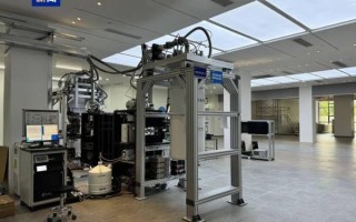 量子计算机与超导（量子计算机为何依赖超导材料）