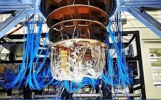 量子计算机和超导技术（量子计算机为什么依赖超导技术）