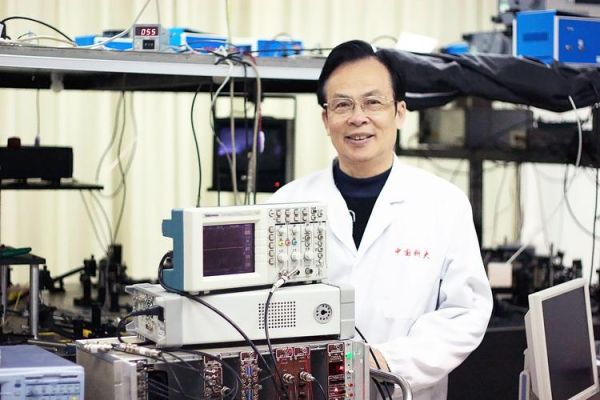 量子计算技术专家（量子计算技术专家月薪多少钱）-第2张图片-八三百科