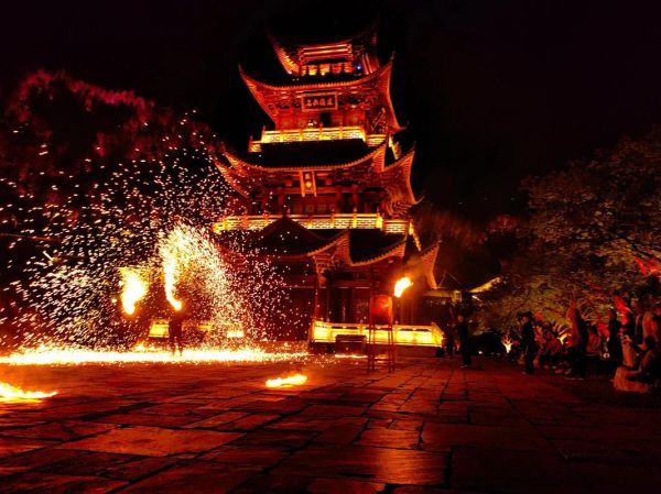 孙庄非物质文化遗产(孙庄非遗打铁花还能看多久)-第2张图片-八三百科 孙庄非物质文化遗产(孙庄非遗打铁花还能看多久)-第2张图片-八三百科