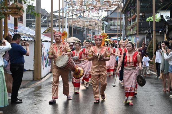 澜沧摆舞非物质文化遗产（澜沧摆舞非遗入门指南）-第2张图片-八三百科