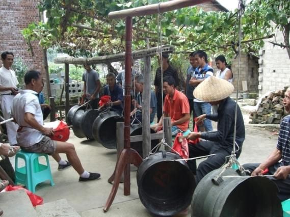 安顺非物质音乐文化遗产(安顺非遗音乐有哪些?布依铜鼓十二调带你入门)-第2张图片-八三百科 安顺非物质音乐文化遗产(安顺非遗音乐有哪些?布依铜鼓十二调带你入门)-第2张图片-八三百科