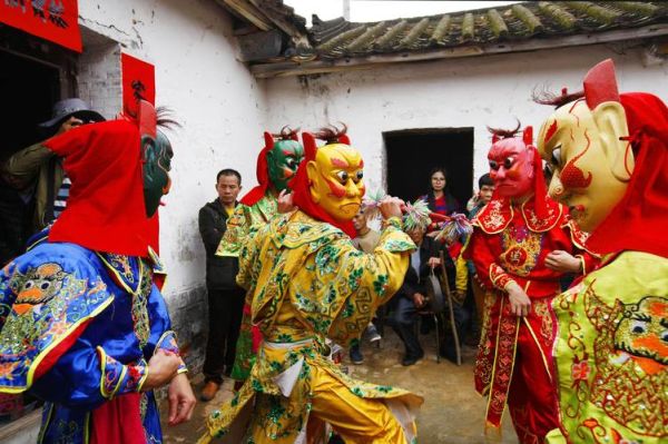 斗嘴非物质文化遗产(斗嘴非遗到底是啥)-第2张图片-八三百科 斗嘴非物质文化遗产(斗嘴非遗到底是啥)-第2张图片-八三百科