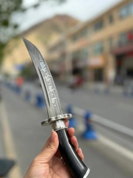 藏刀非物质文化遗产（藏刀非物质文化遗产技艺在哪几个省）-第2张图片-八三百科