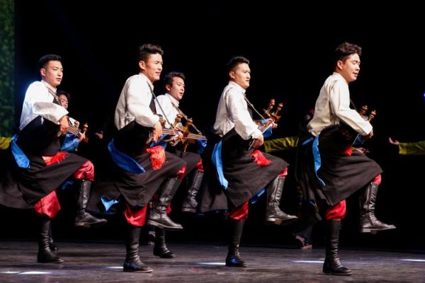 藏族非物质文化遗产（藏族非物质文化遗产有哪些传统项目）-第3张图片-八三百科