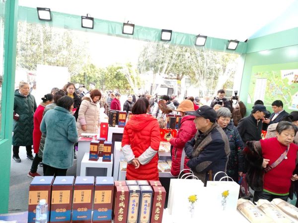 遂溪非物质酒文化遗产（遂溪非遗白酒有哪些品牌值得收藏）-第2张图片-八三百科