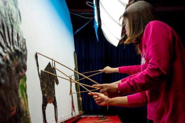 非物质文化遗产摇曳(非遗摇曳光影怎么拍?)-第2张图片-八三百科 非物质文化遗产摇曳(非遗摇曳光影怎么拍?)-第2张图片-八三百科