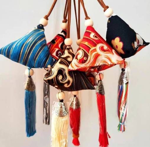 香包 非物质文化遗产(香包制作技艺是国家级非遗吗?)-第2张图片-八三百科 香包 非物质文化遗产(香包制作技艺是国家级非遗吗?)-第2张图片-八三百科