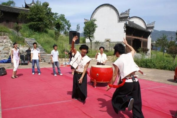 恩施非物质文化遗产节目（恩施非物质文化遗产节目有哪些）-第1张图片-八三百科
