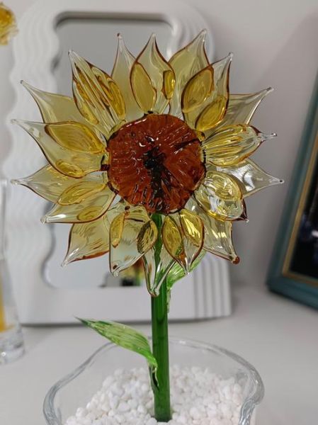 非物质文化遗产玻璃文化(非遗玻璃制品有哪些)-第1张图片-八三百科 非物质文化遗产玻璃文化(非遗玻璃制品有哪些)-第1张图片-八三百科