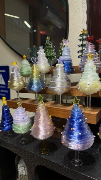 非物质文化遗产玻璃文化(非遗玻璃制品有哪些)-第2张图片-八三百科 非物质文化遗产玻璃文化(非遗玻璃制品有哪些)-第2张图片-八三百科