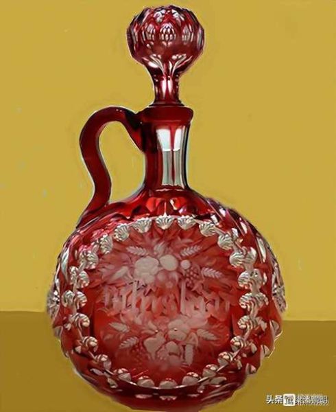 非物质文化遗产玻璃文化(非遗玻璃制品有哪些)-第3张图片-八三百科 非物质文化遗产玻璃文化(非遗玻璃制品有哪些)-第3张图片-八三百科