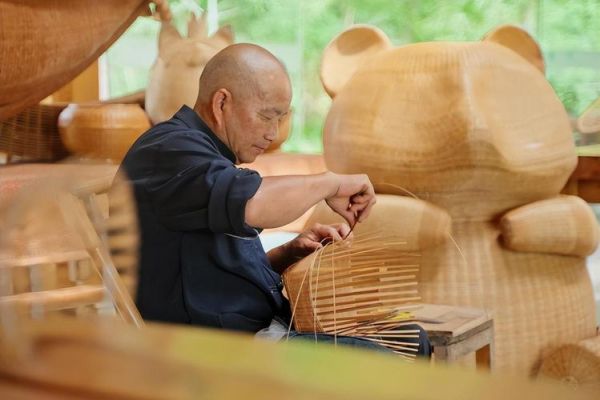 非物质文化遗产余正国（余正国非遗传承人是谁）-第2张图片-八三百科