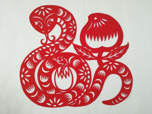 非物质文化遗产 蛇图片(传统蛇形纹样非遗图片素材哪里找?)-第3张图片-八三百科 非物质文化遗产 蛇图片(传统蛇形纹样非遗图片素材哪里找?)-第3张图片-八三百科