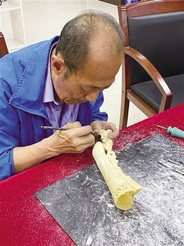 骨雕手艺非物质文化遗产（骨雕手艺初学者怎么入门）-第1张图片-八三百科