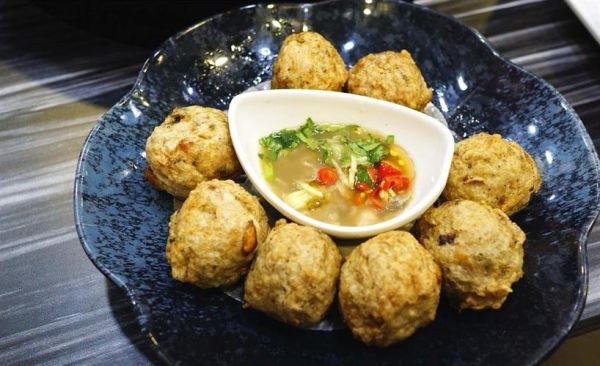 非物质文化遗产炸鱼球(非遗炸鱼球怎么做最简单)-第1张图片-八三百科 非物质文化遗产炸鱼球(非遗炸鱼球怎么做最简单)-第1张图片-八三百科