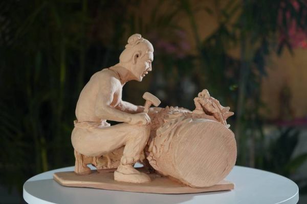 非物质文化遗产雕像（非物质文化遗产雕像代表作品有哪些）-第1张图片-八三百科