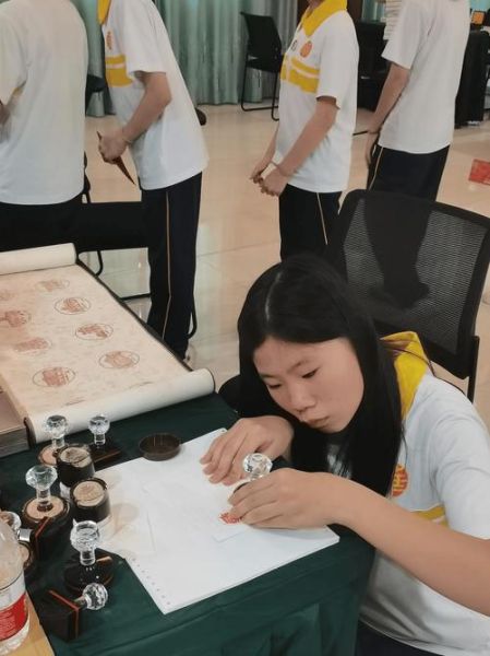 陇田华瑶非物质文化遗产(陇田华瑶非遗技艺新手全解:十分钟入门)-第2张图片-八三百科 陇田华瑶非物质文化遗产(陇田华瑶非遗技艺新手全解:十分钟入门)-第2张图片-八三百科