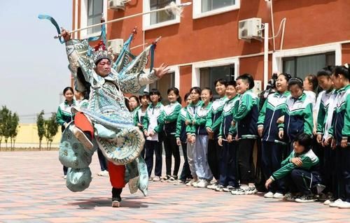 南岩乱弹非物质文化遗产（什么是南岩乱弹？非遗小知识入门）-第3张图片-八三百科