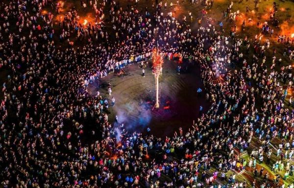 凉山非物质文化遗产（凉山彝族火把节怎么玩？当地人教你不踩坑）-第2张图片-八三百科