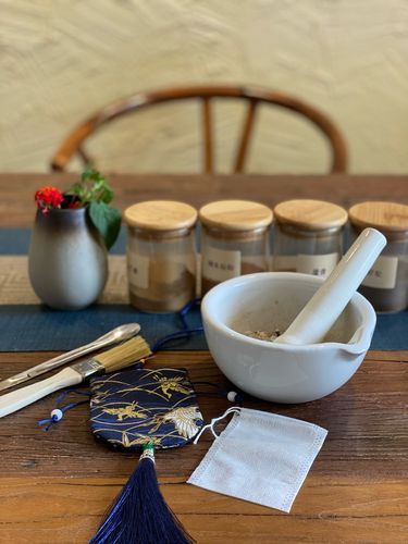 中药香包非物质文化遗产（中药香包非遗手工怎么做）-第2张图片-八三百科