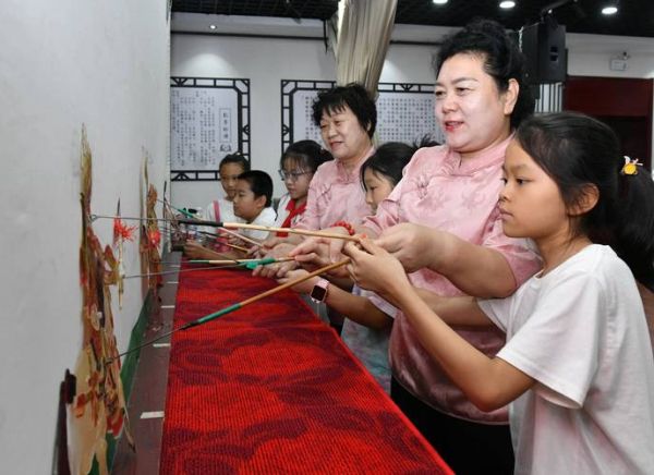 女生非物质文化遗产（女生适合学的非遗手艺有哪些）-第2张图片-八三百科