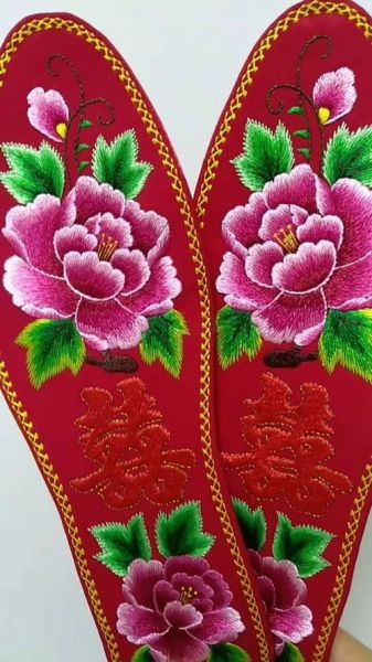 新县非物质文化遗产鞋垫（  新县非遗绣花鞋垫怎么缝？新手图解教程）-第1张图片-八三百科