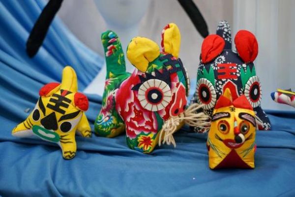 非物质文化遗产的遗产(非物质文化遗产的遗产有哪些)-第3张图片-八三百科 非物质文化遗产的遗产(非物质文化遗产的遗产有哪些)-第3张图片-八三百科