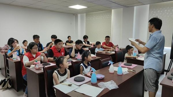 非物质文化遗产弟子班（非遗弟子班和普通兴趣班区别在哪里）-第2张图片-八三百科