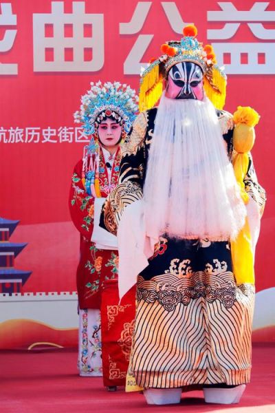 秦腔非物质文化遗产（秦腔非遗保护现状：传统戏曲还能火多久？）-第3张图片-八三百科