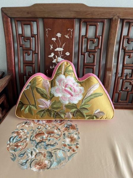 非物质文化遗产抱枕名字（非遗抱枕叫什么名字最火）-第2张图片-八三百科