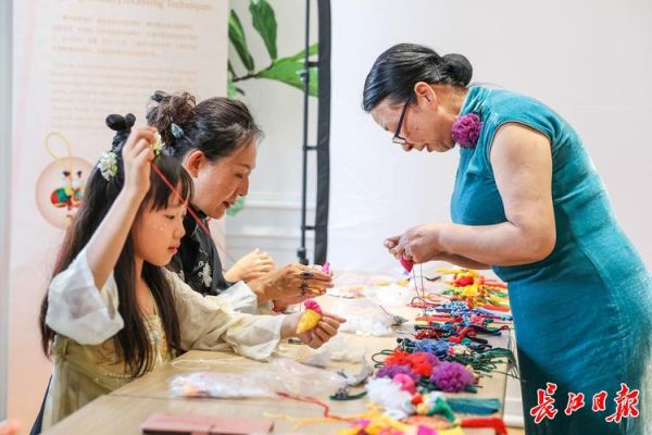 老外拍摄非物质文化遗产(老外拍摄中国风非遗纪录片技巧)-第3张图片-八三百科 老外拍摄非物质文化遗产(老外拍摄中国风非遗纪录片技巧)-第3张图片-八三百科