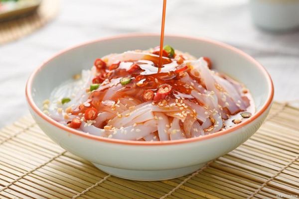 非物质文化遗产粉皮（手工绿豆粉皮怎么做才能透亮又筋道）-第3张图片-八三百科