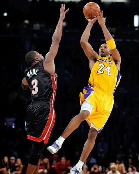 科比非物质文化遗产图片（科比投篮球非遗动作图解新手入门）-第1张图片-八三百科