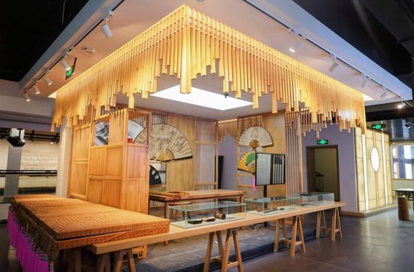 非物质文化遗产线下发展(非遗线下体验馆怎么盈利)-第3张图片-八三百科 非物质文化遗产线下发展(非遗线下体验馆怎么盈利)-第3张图片-八三百科