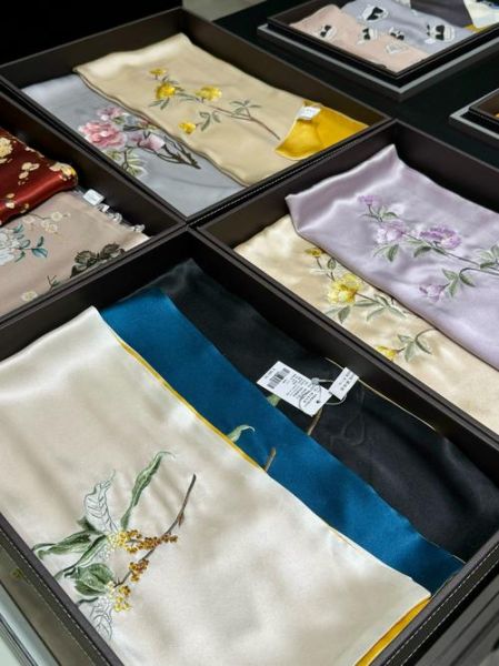 丝绸类非物质文化遗产(丝绸类非遗有哪些入门必看项目)-第1张图片-八三百科 丝绸类非物质文化遗产(丝绸类非遗有哪些入门必看项目)-第1张图片-八三百科